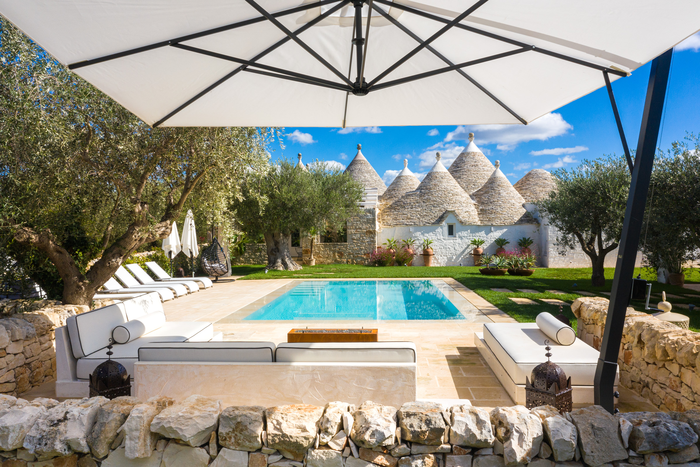 PUGLIA E TRULLI DI LUSSO